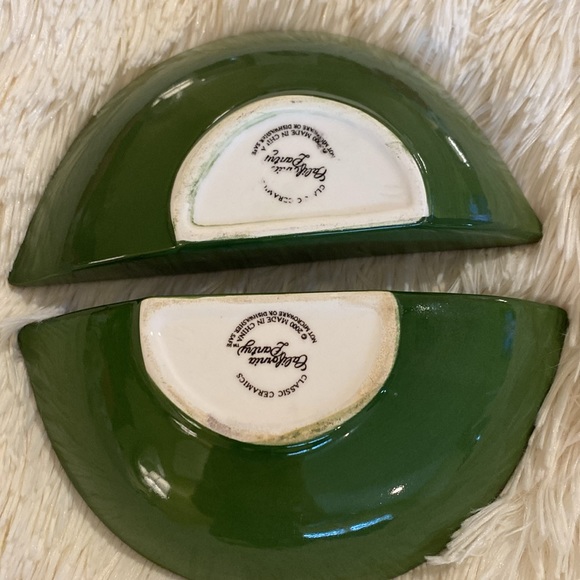 Chef’n hand juicer. Very heavy duty and excellent shape. 2 lime bowls included! - Picture 7 of 9